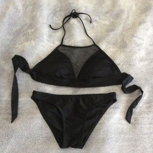 Mossimo 2 piece bathing suit black size M